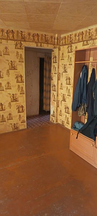 Продам трёх комнатную квартиру