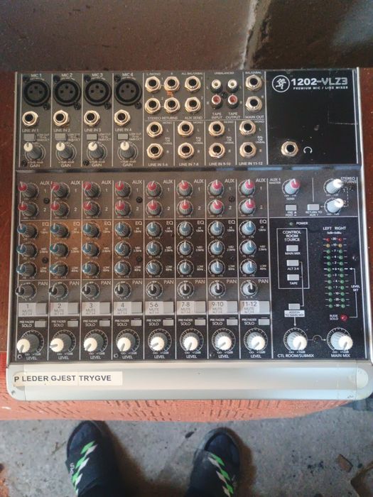 Boxe si mixer de vanzare