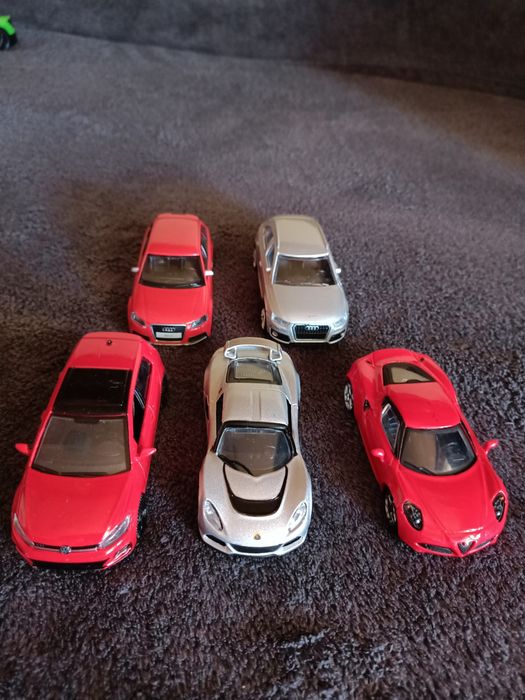 Lot mașinuțe metalice