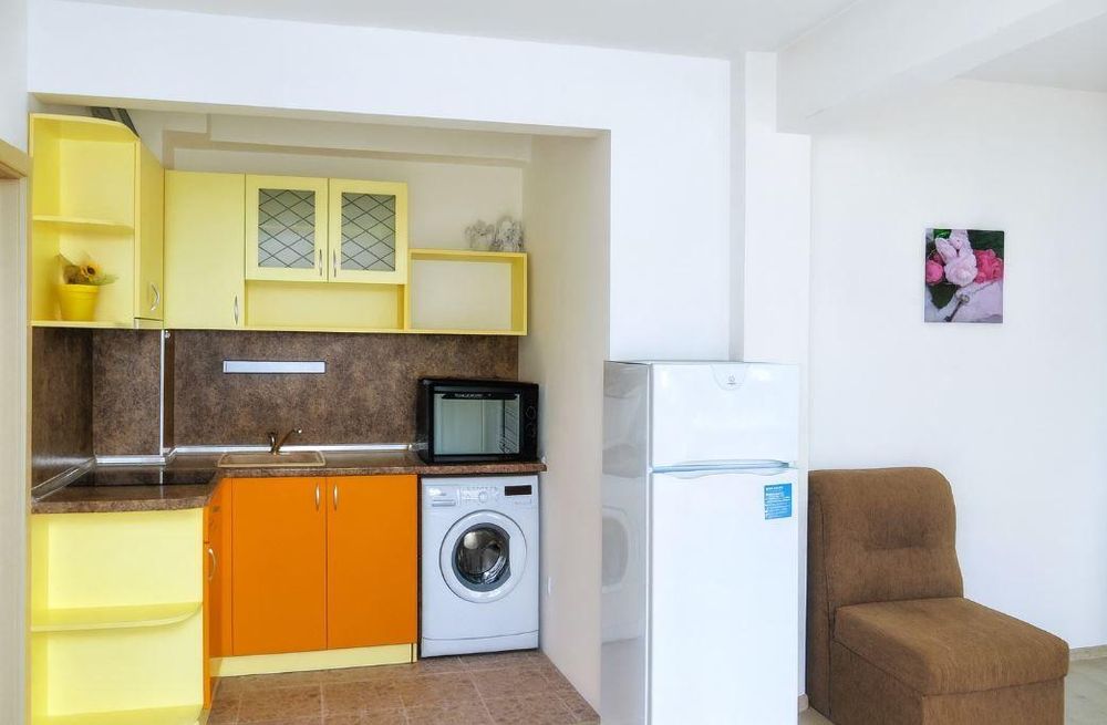 Дава се под наем Двустаен апартамент в Варна, Левски - 55 кв.м за 400 € - Снимка #3