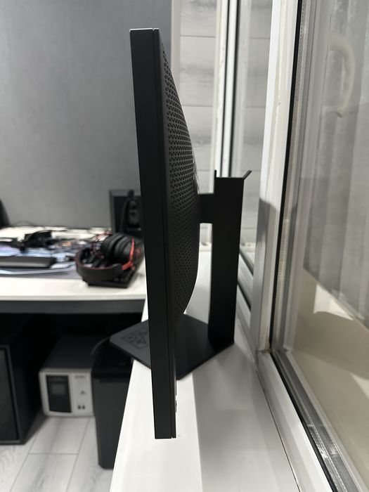 Монитор 25 HP OMEN 144 Герц