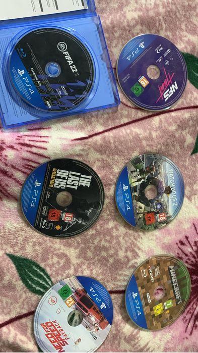 Ps 4 slim 1 Tb 850 lei