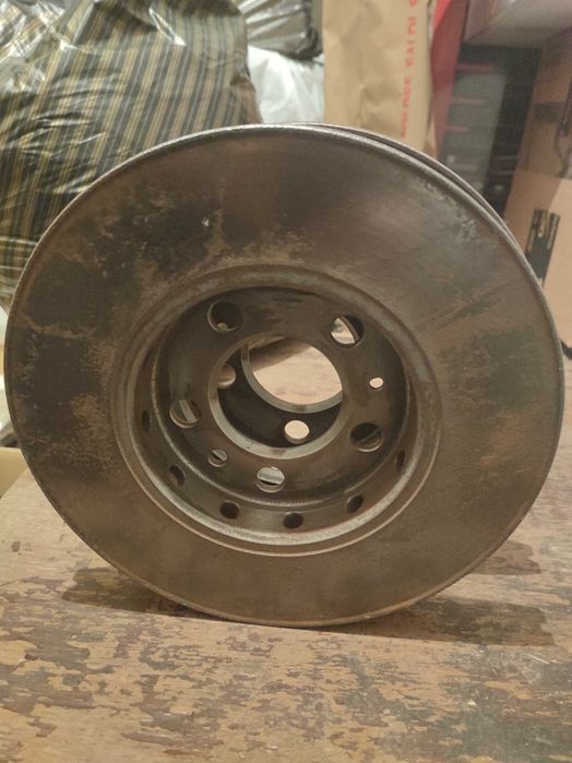 Предни ДИСКОВЕ ШКОДА РАПИД 2018 256см