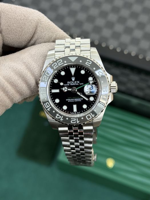 Rolex GMT-Master || Bruce Wayne