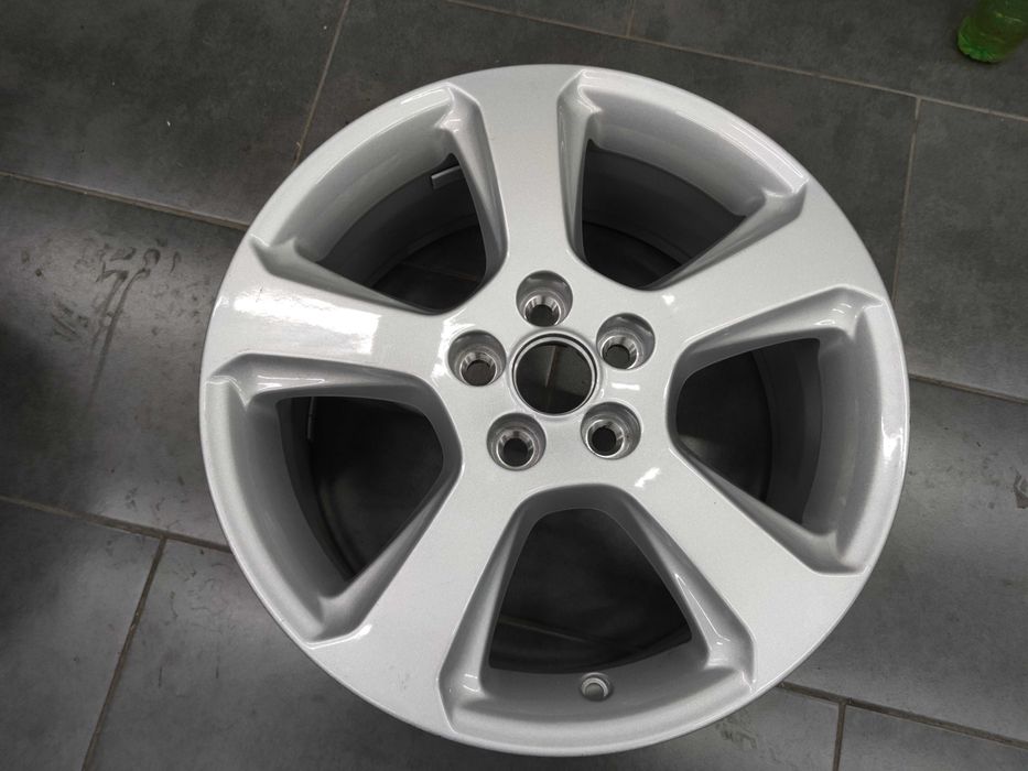 1бр Нова джанта 17 - Ford