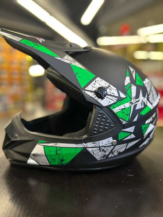 Ново!  Детски мотокрос каски Ново!