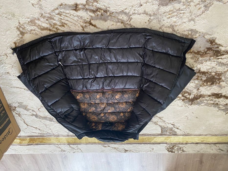 Продам мужскую куртку