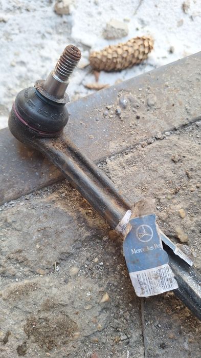 Продам запчасть на Мерс