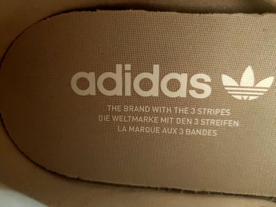 Кроссовки оригинал.