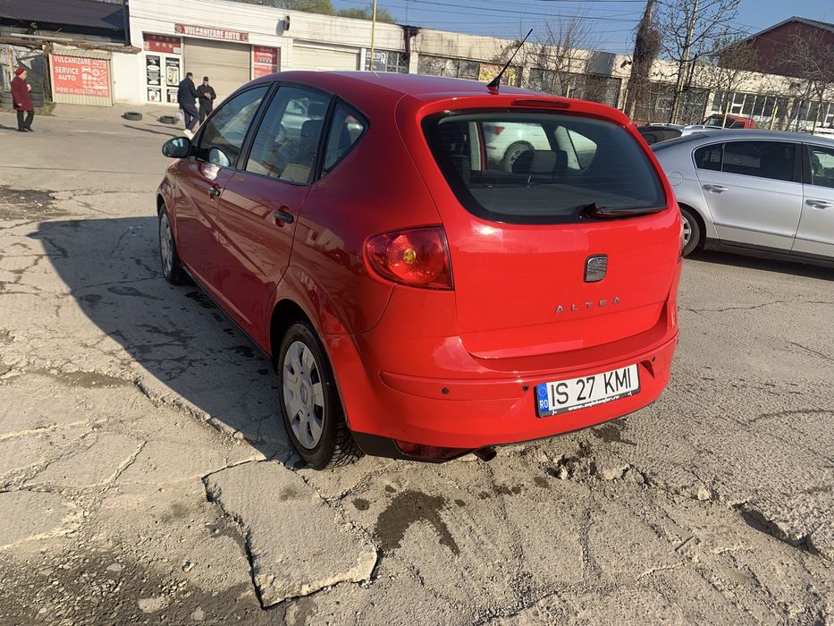 Autoturism Seat Alteea