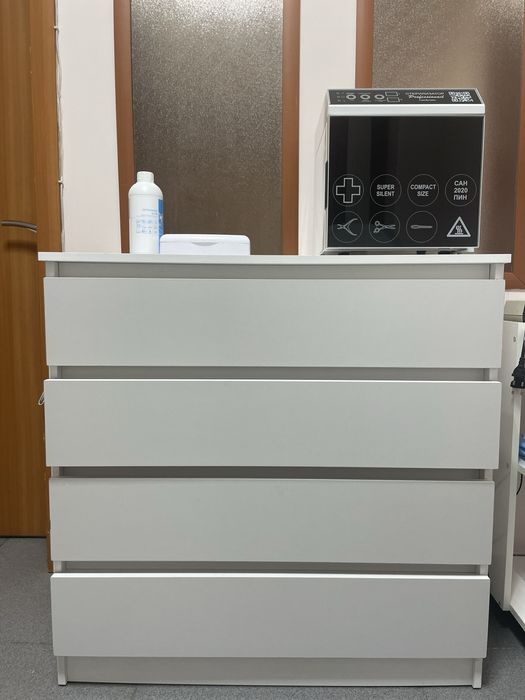 Сдается место в кабинете для мастера. .