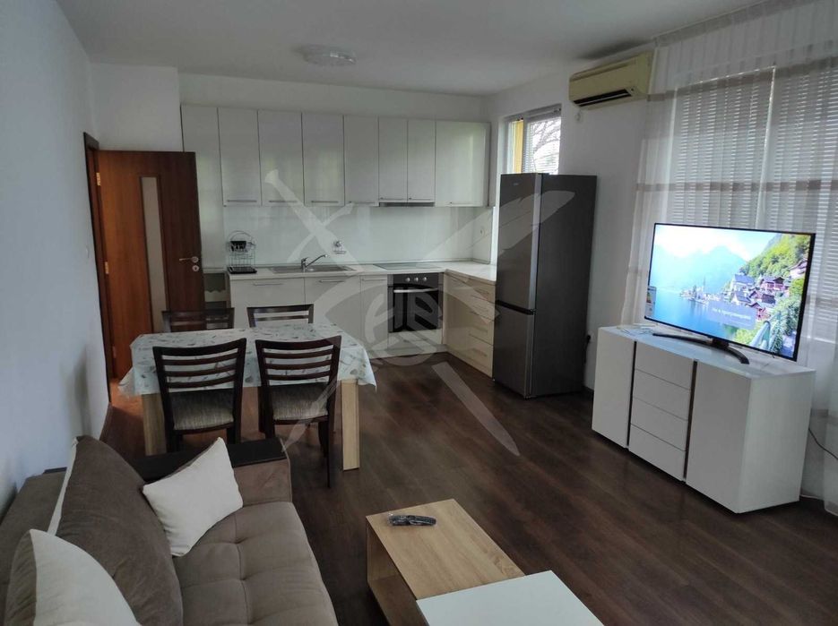 Дава се под наем Двустаен апартамент в Пловдив, Въстанически - 70 кв.м за 448.8 € - Снимка #1