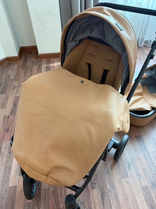 Продам коляску анекс е-type прогулочная