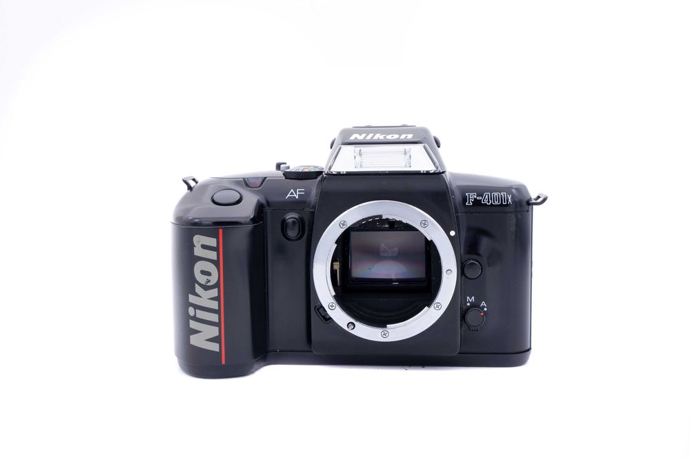 Aparat foto film Nikon F401x