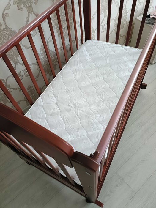 Кроватка детская