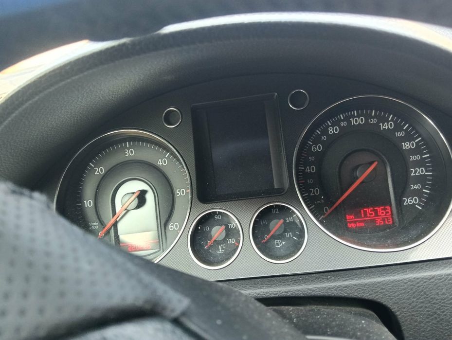 Фолцваген пасат В6,