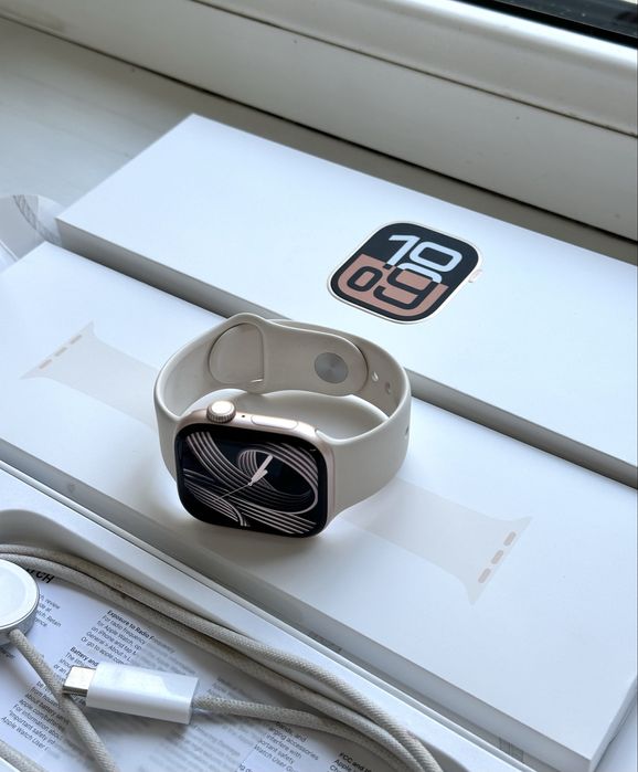 Apple iWatch 10 Gold 42mm 100%