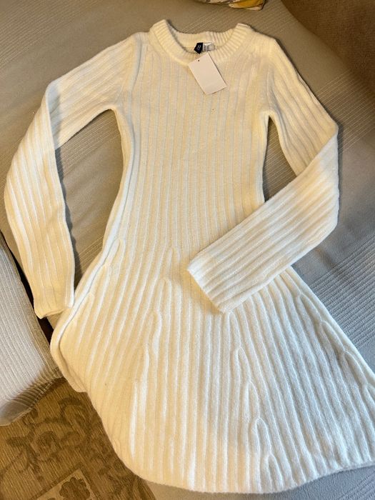 Зима Бяла Рокля H&M Divideo , размер S