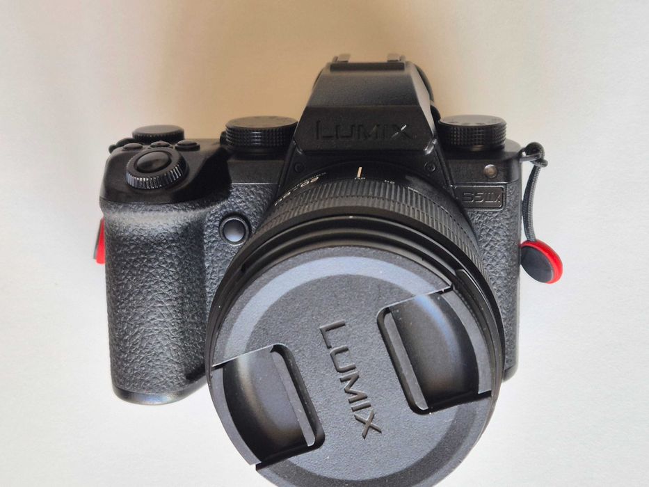 Panasonic S5IIx + Panasonic 20-60