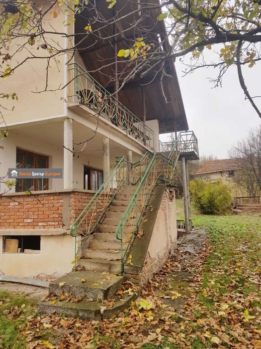 Продава се Къща в София, Студентски град - 90 кв.м за 569 €/кв.м - Снимка #2