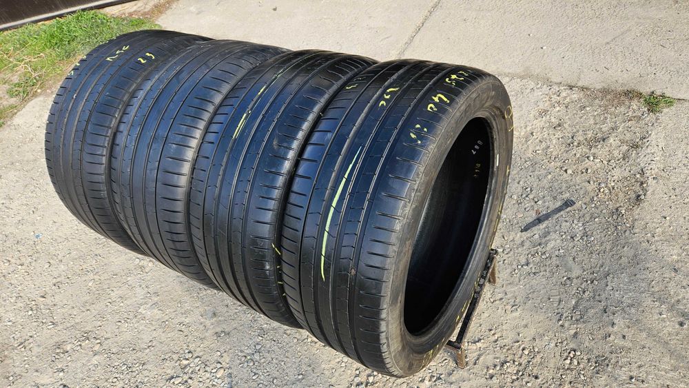 SET 4 Anvelope Vara 275/40 R21 + 315/35 R21 PIRELLI P Zero - Runflat