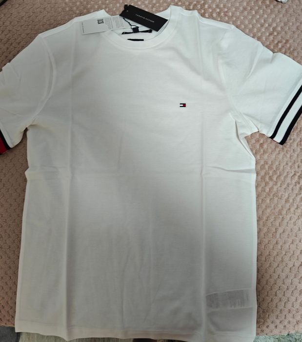 5 bucati Tricouri tommy originale  M / L     NOI !!
