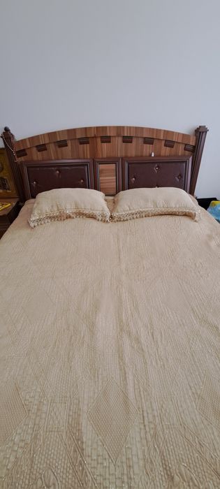 Spalniy garnitur zor