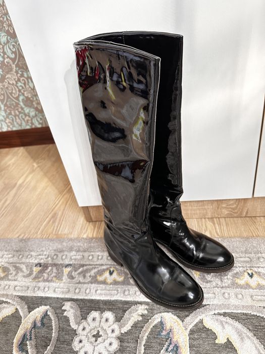 Продам женские ботинки р.38