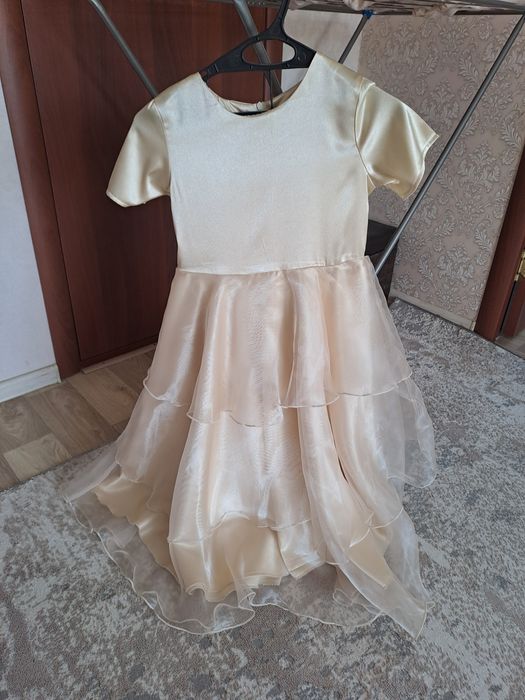 Вещи на девочку в очень хорошем состоянии