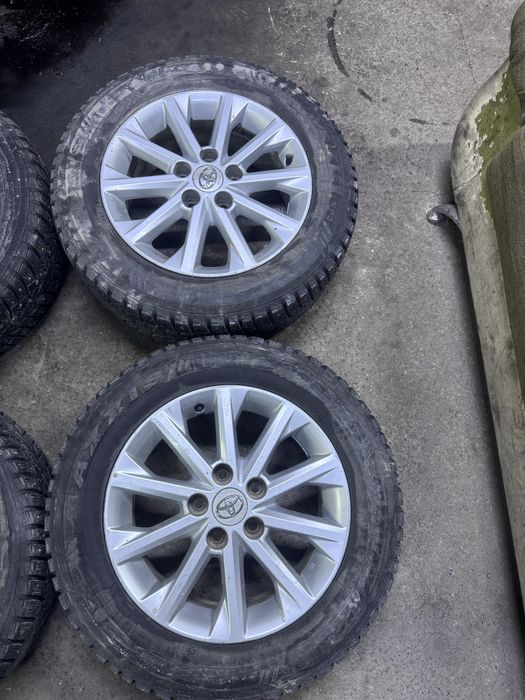 Диски Камри  р16  от камри 50