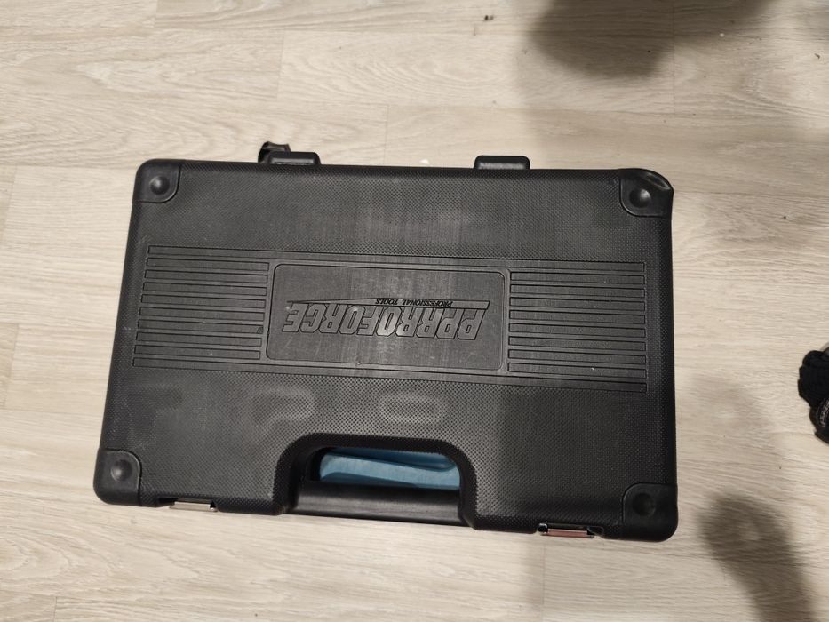 Профессиональный набор инструментов PRO FORCE в кейсе