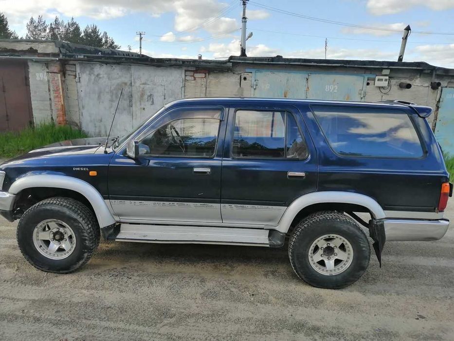 Toyota surf 1992. Toyota Hilux Surf 1992. Toyota Hilux Surf 1992 года.