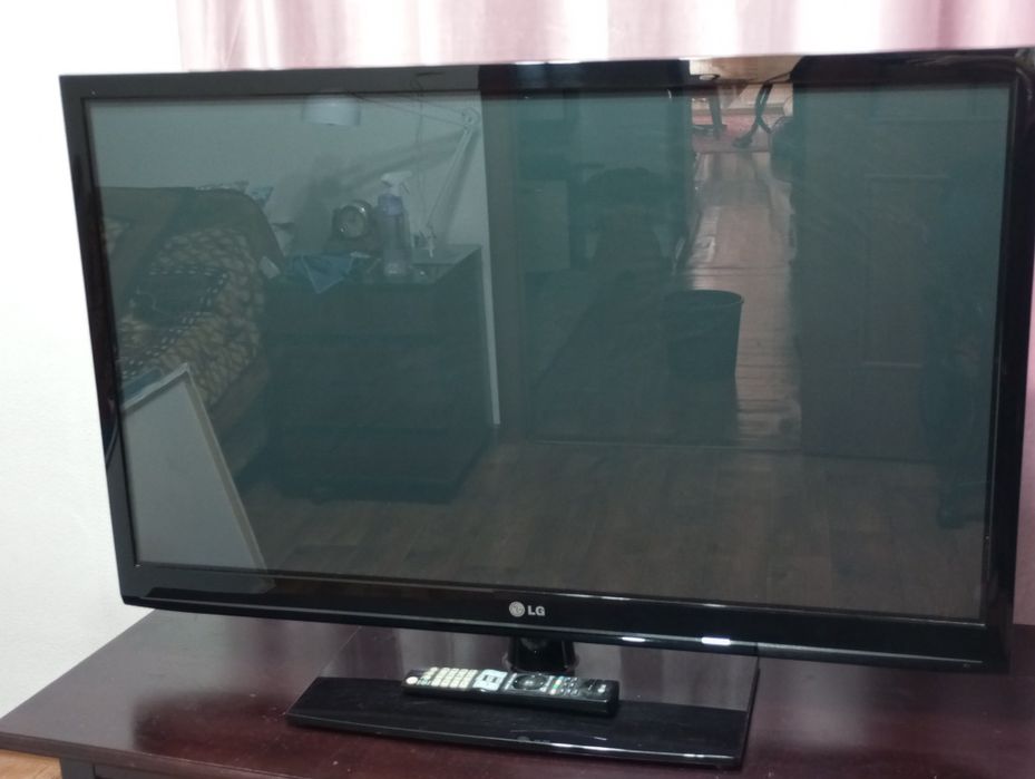 Плазменный телевизор LG