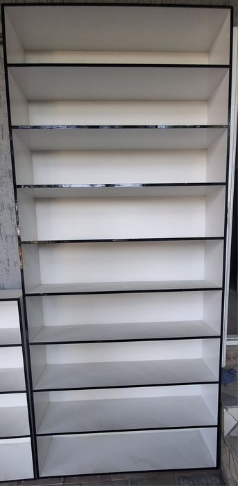 Mebel dokon va kitoblar uchun