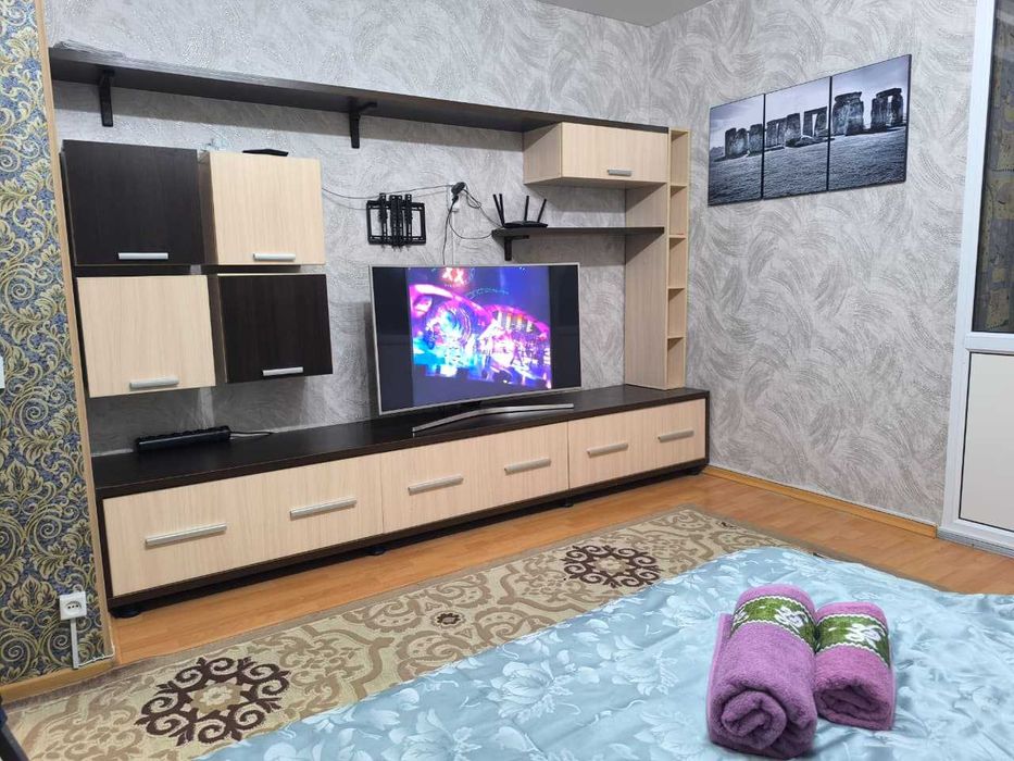 Посуточно квартира на Бараева