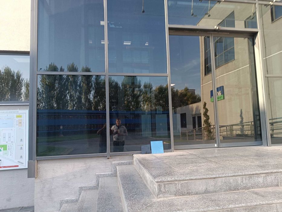 Perilla Dushkabina va oynalar xizmati