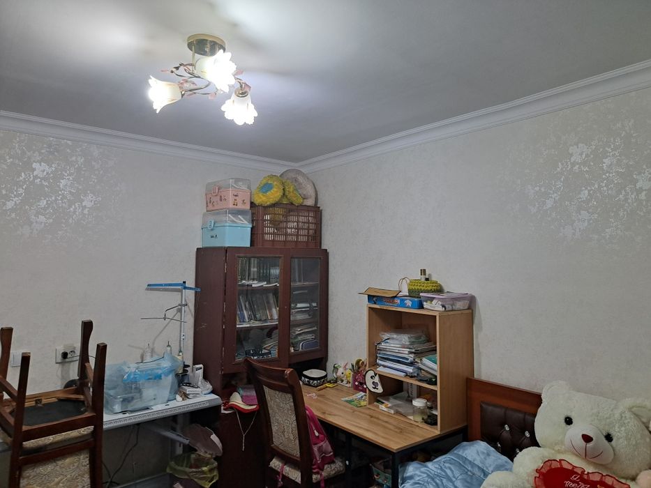 Продаются квартира 4/5/5 на Учтепинский район Чиланзар 15