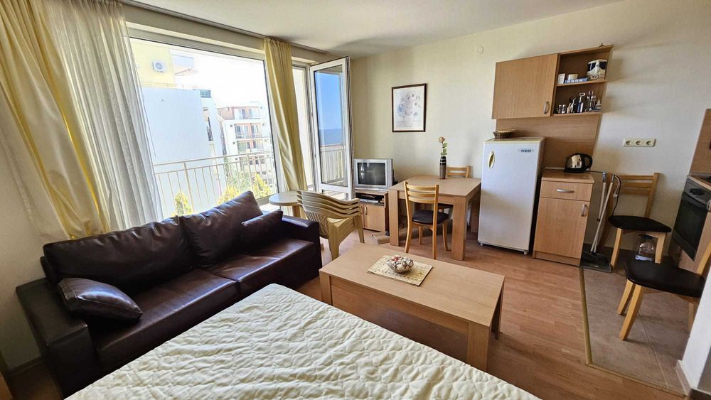 Продава се Едностаен апартамент в Свети Влас - 50 кв.м за 1130 €/кв.м - Снимка #1