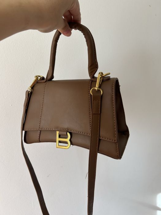 продам почти даром