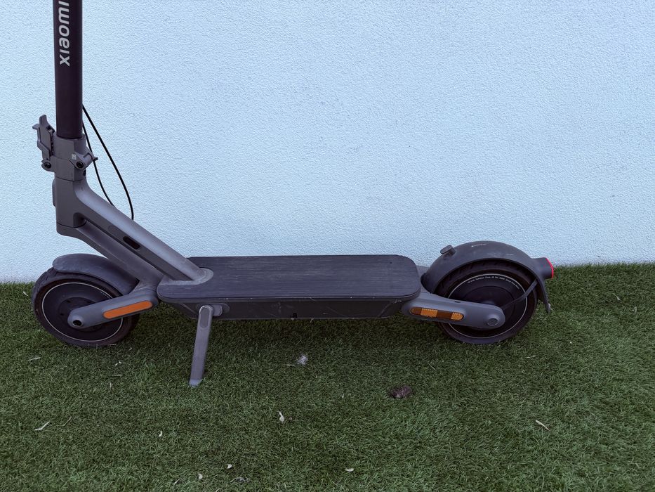 Vând trotineta electrica:Xiaomi mi 4 ultra
