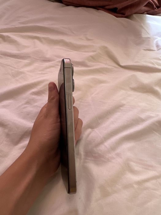 Срочно!! iPhone 15 pro max