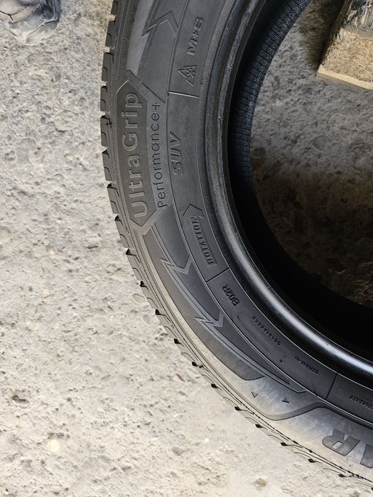 4 anvelope iarna 225 65 17 Goodyear 2023