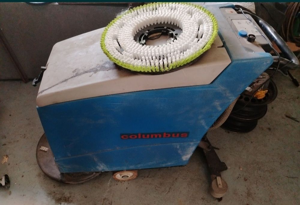 Подопочистваща машина