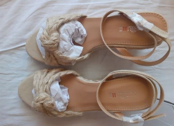 Sandale cu platforma marime 37