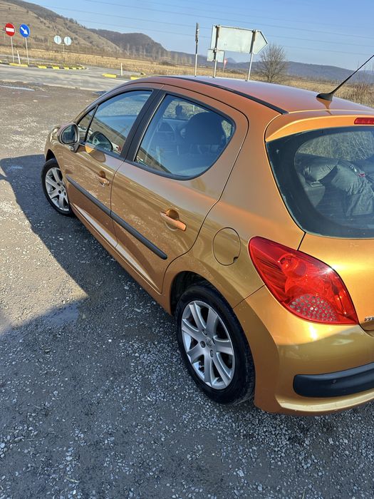 Vand peugeot 207 din 2007 1.6 Hdi volan dreqpta