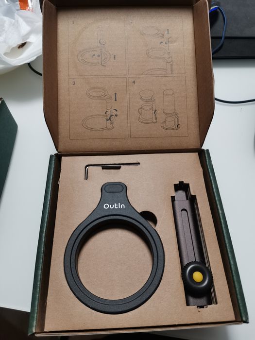 Метална стойка за Outin