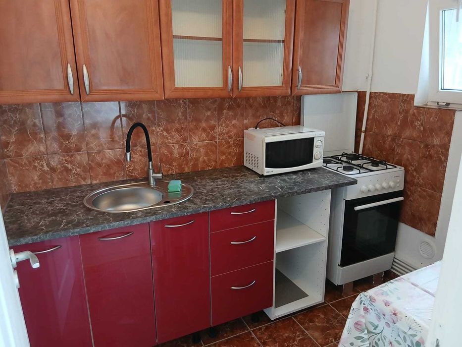 Garsoniera de închiriat