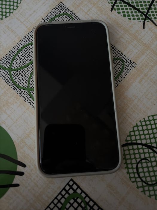 Iphon 11 codat pt piese