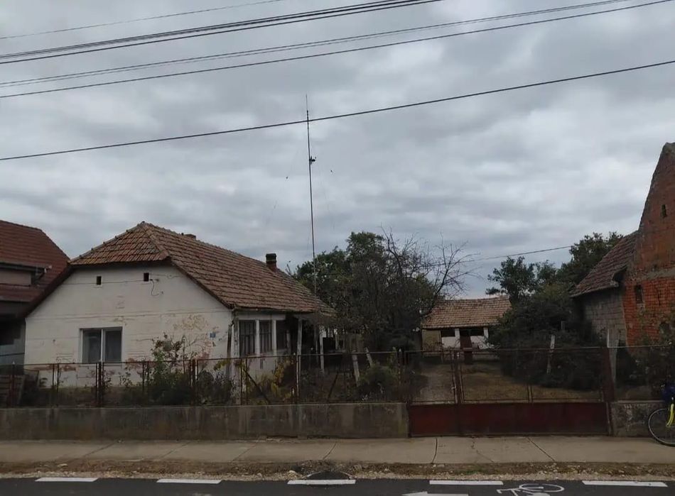 Casă de vânzare Cenei