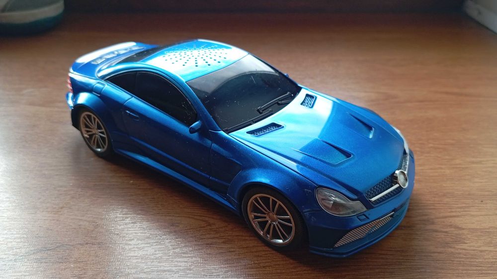 Беспроводная колонка-машина Mercedes ML63AMG